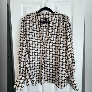 Banana Republic long sleeved blouse - XL